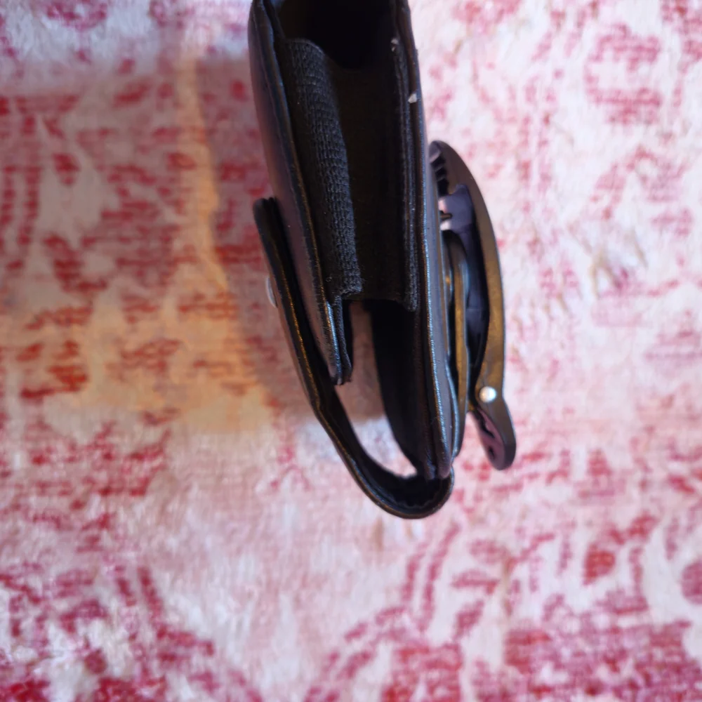 BlackBerry Black Leather Phone Holster